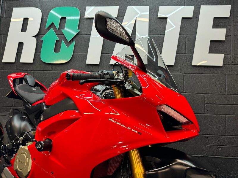 View DUCATI PANIGALE V4S 1100 S ABS